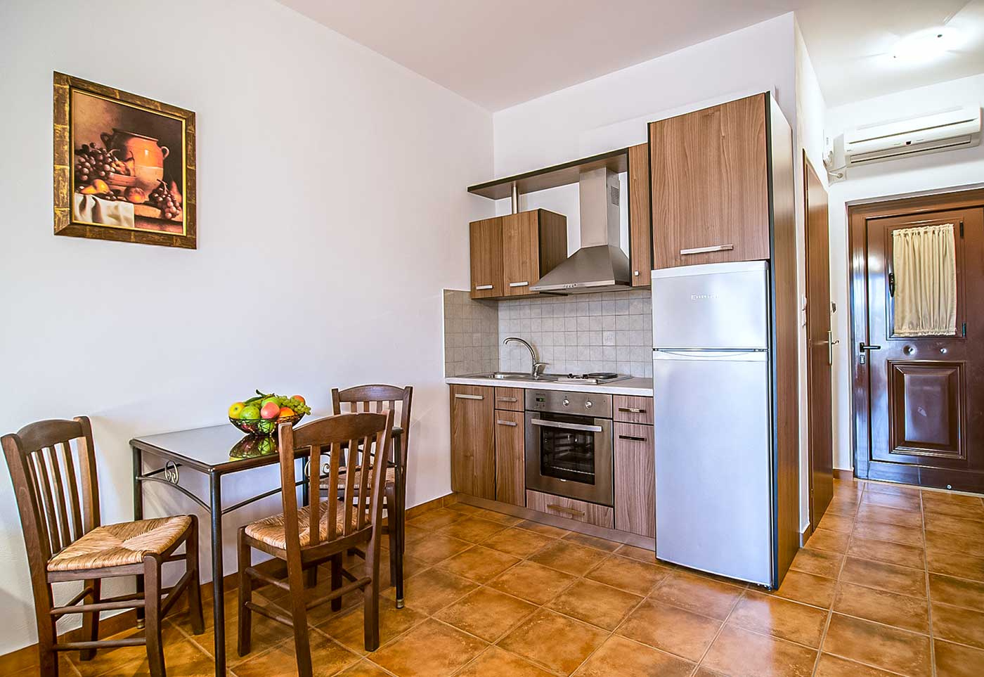 Economy Apartment__2