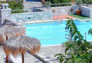 swimming_pool_vathi_hotel__4