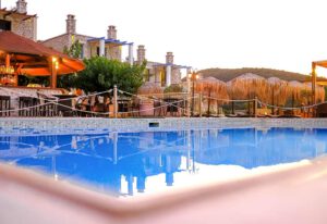swimming_pool_vathi_hotel__5
